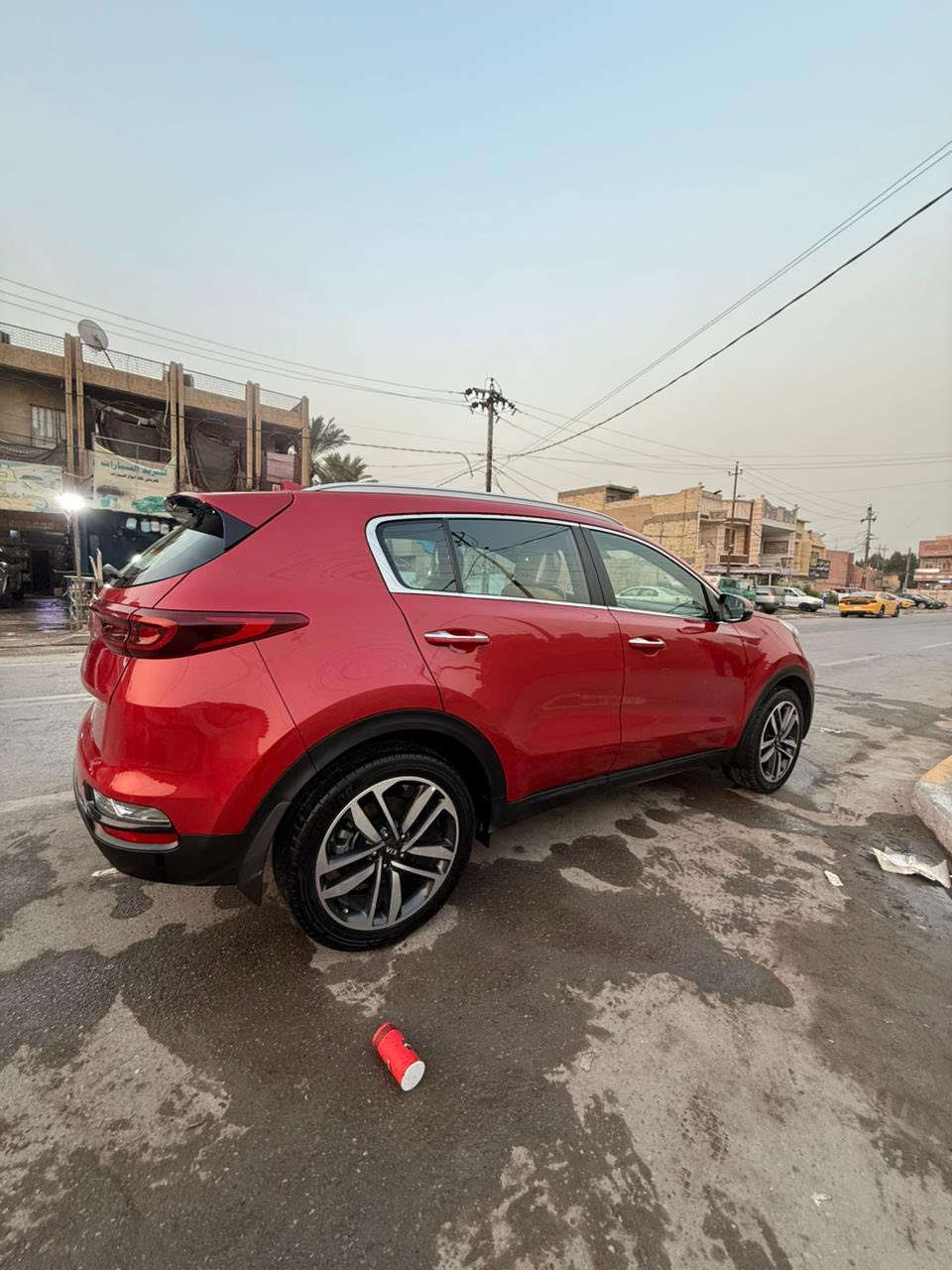 سلام عليكم سبورتج موديل 2020 خليجي شركه العامه الدواليه مكفوله كفاله عامه وسونار مرفق كير محرك كفاله رقم بغداد الدوالي بسمي سياره جهزه وجديده بمعنه الكلمه سبير ما نازل دوشمه عام ماشيه 70 مكاني بغداد الدوره عارضه 190 وبيه مجال رقمي ***********
