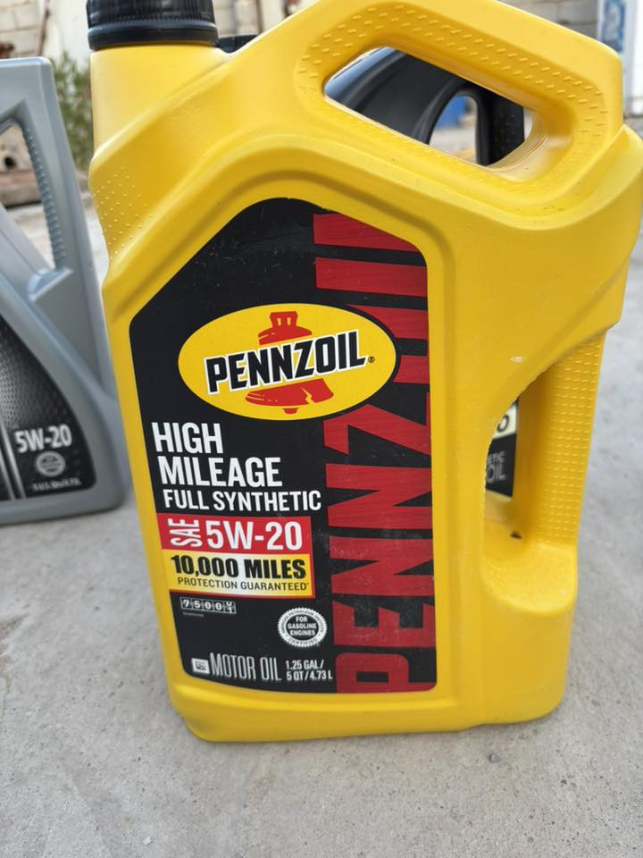 السلام عليكم توجد زيوت سيارات امريكي اصلي 100% الكمية محدودة رقم تلفون لاستفسار  ***********
