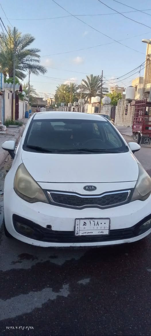 السلام عليكم كيا ريو موديل 13 وارد امريكي محرك 1600 رقم بغداد مشروع وطني  حدث ربع البنيد وخشم الجاملغ 
بدون دواخل السياره جاهزه من كلشي السعر 86 اتصال او واتساب ***********
