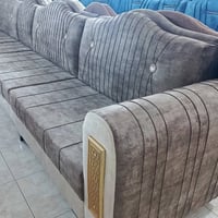 ديوان • ٨ مقاعد • مجمع الزيتون