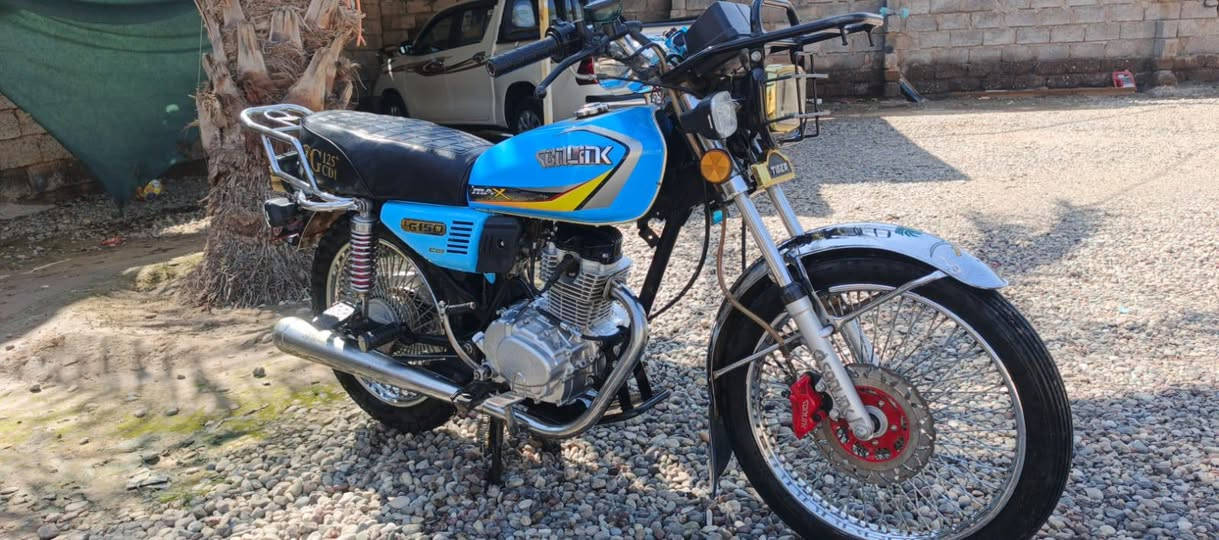 السلام عليكم. دراجه سولنك.موديل 2023
 شركةSonLink.محرك شرط بلادي ستندر
للبيع. السعر. 600  وبي مجال شي قليل
العنوان الشرقاط. ***********
اراوس.بستوته ونطي فرق حسب الاتفاق
