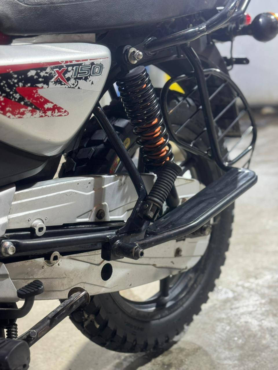 بوكسر ٢٠٢٣ مرقم سنويه فقط
ممشاها قليل الدراجه بعدها زيرو على بلاد مال شركة 
سعرها ٢٧٠٠ مليونين و سبعمية الف وبيها مجال للطيبين
مكان الدراجه قرب جزيرة بغداد السياحيه 
***********
