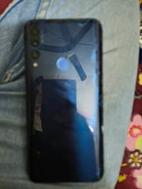 موبايل هواوي  y9s شغال يرادله تبديل شاشه ب٤٠ وتوصيل متوفر لجميع المحاف...