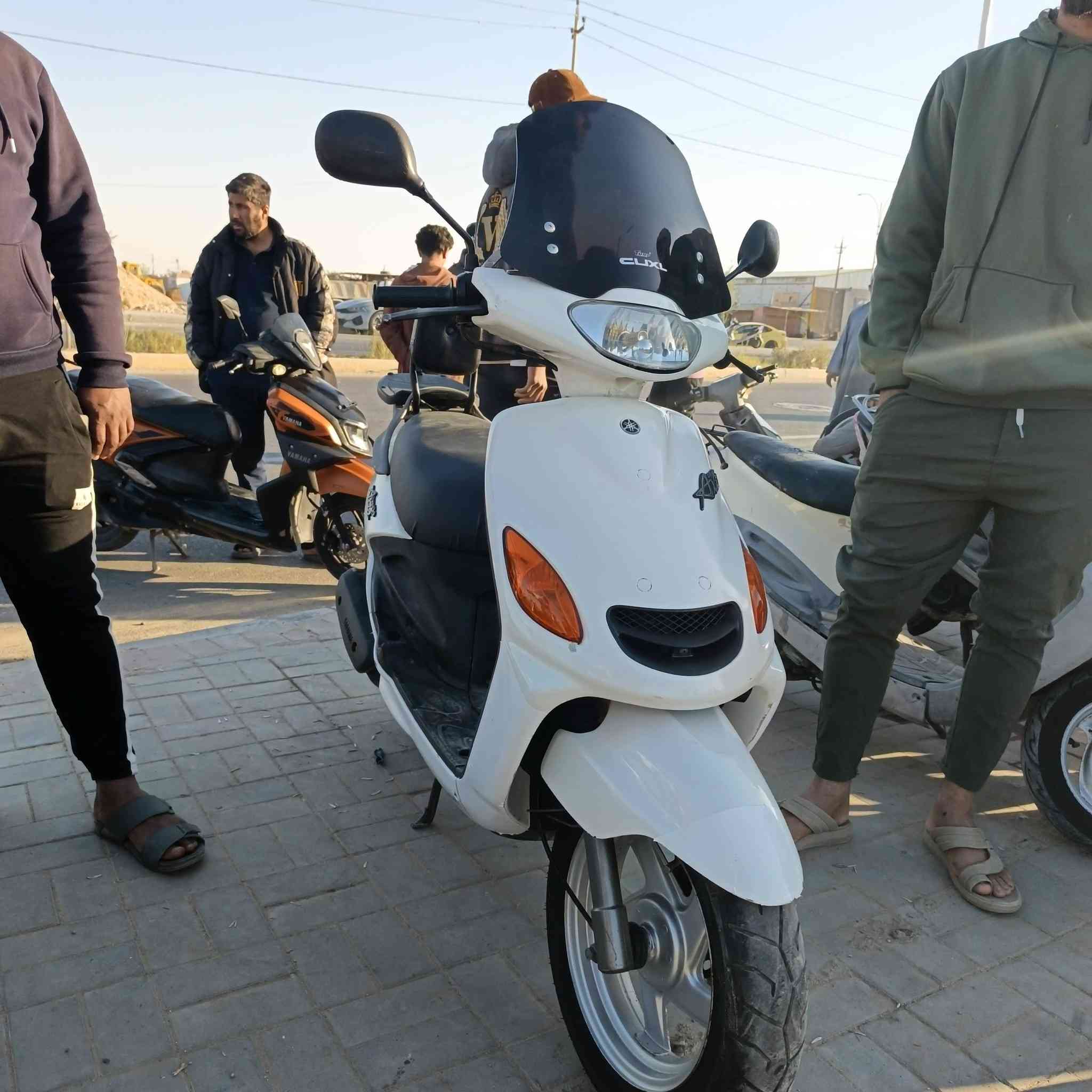 دولفين جديده لون ابيض للبيع مو شراي ليتعبني رقمي  
‏‪***********‬‏
