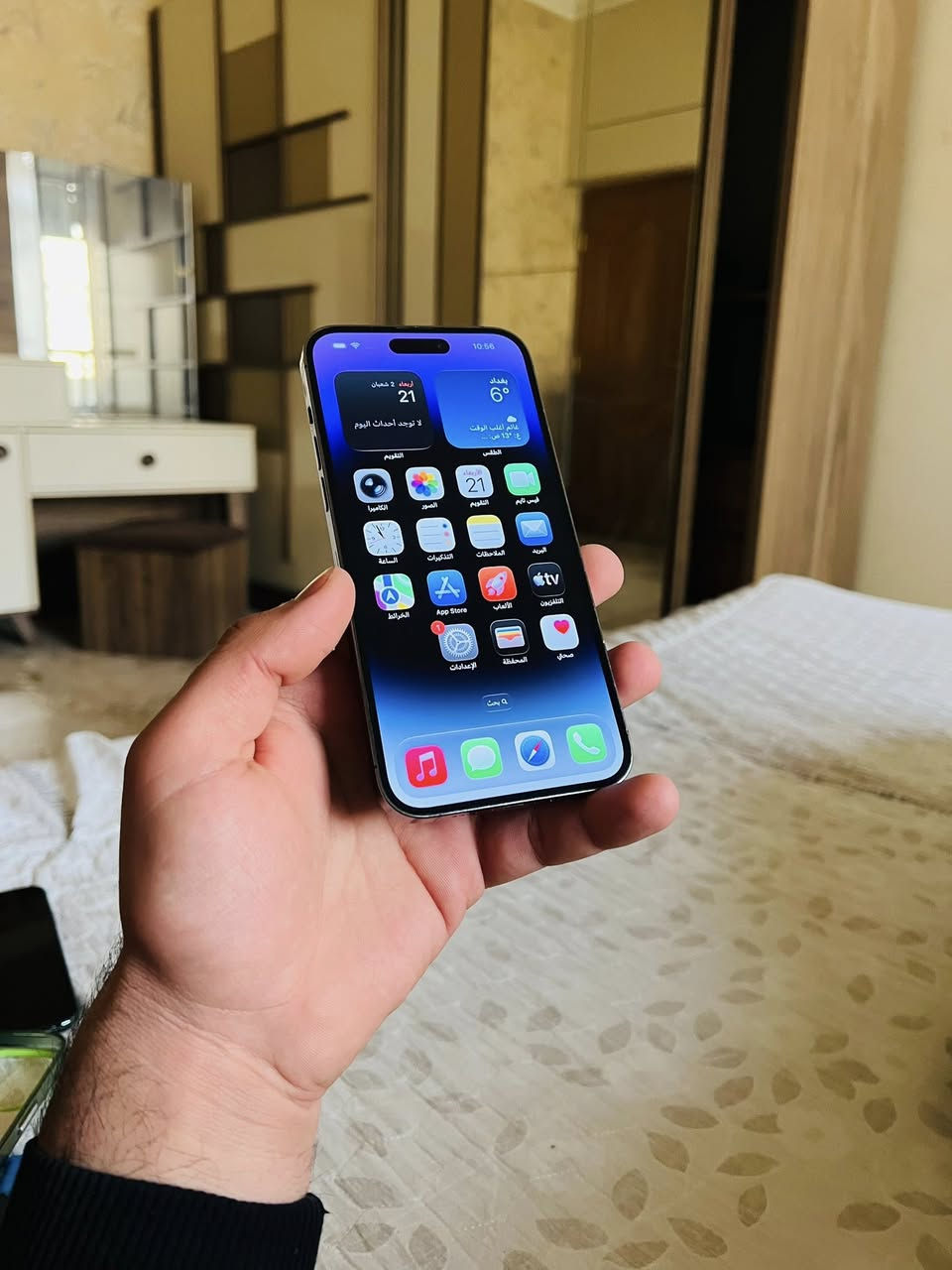 ايفون 14 برو ماكس دبل شريحه
ذاكرة 256
البطارية 80
النموذج M دبل خط
مكسور فقط ظهر فقطط الباقي مكفول ضمان اسبوع

السعر ٦٩٠ الف فقط قفل 
المكان زيونه
رقمي ***********
