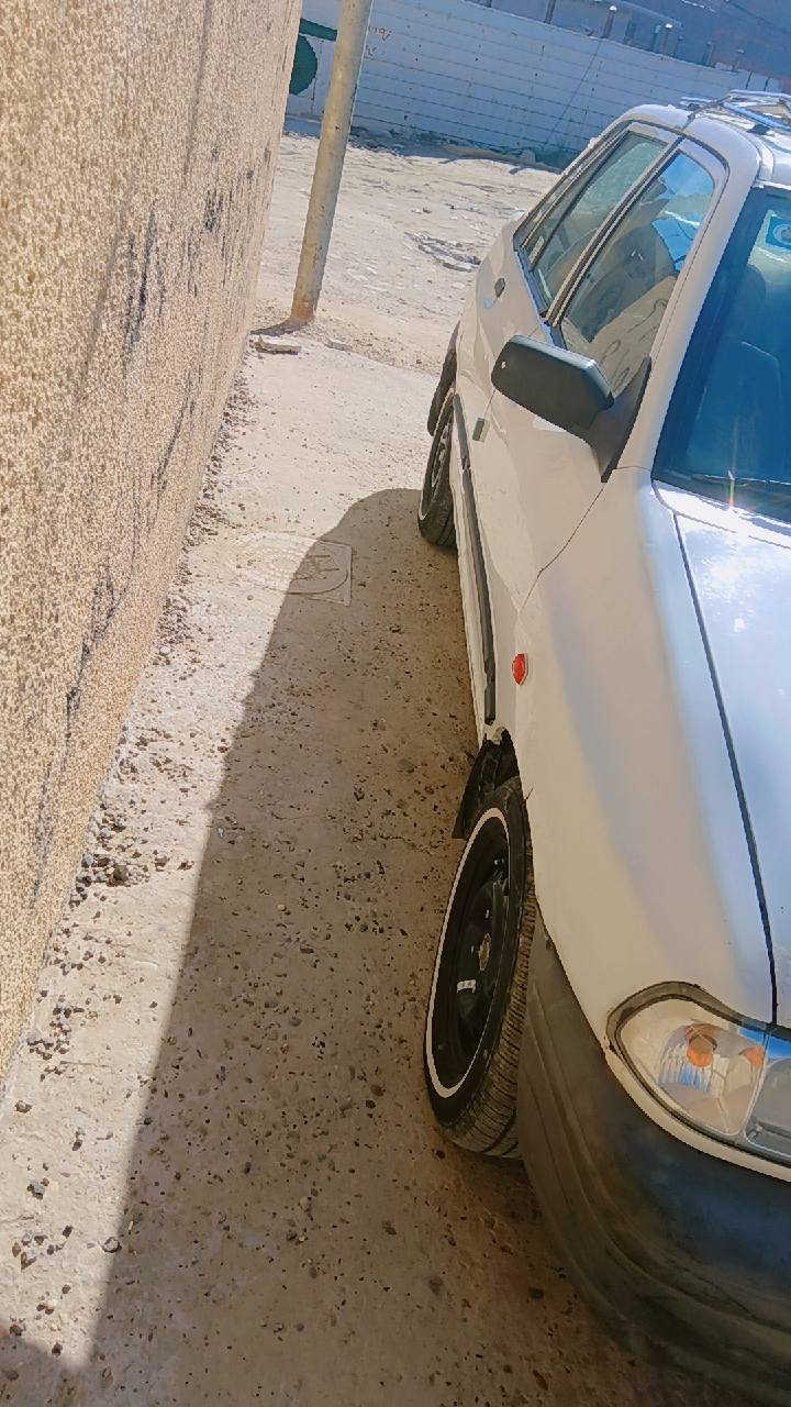 السلام عليكم سايبه موديل ١٢ مكفوله من كير ومكينه وشواصي بدون وصبغ تخم تاير جديد خط ابيض بسمي السياره *********** سعر ٤٢ بيه مجال قليل حك الجيه
