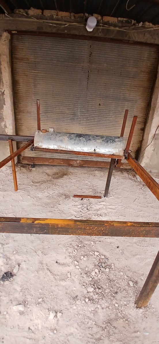 عمل اليوم منقله حديد ثقيل السعر عل خاص ***********حداد متجول في حيائ وقرا قضاء عفك
