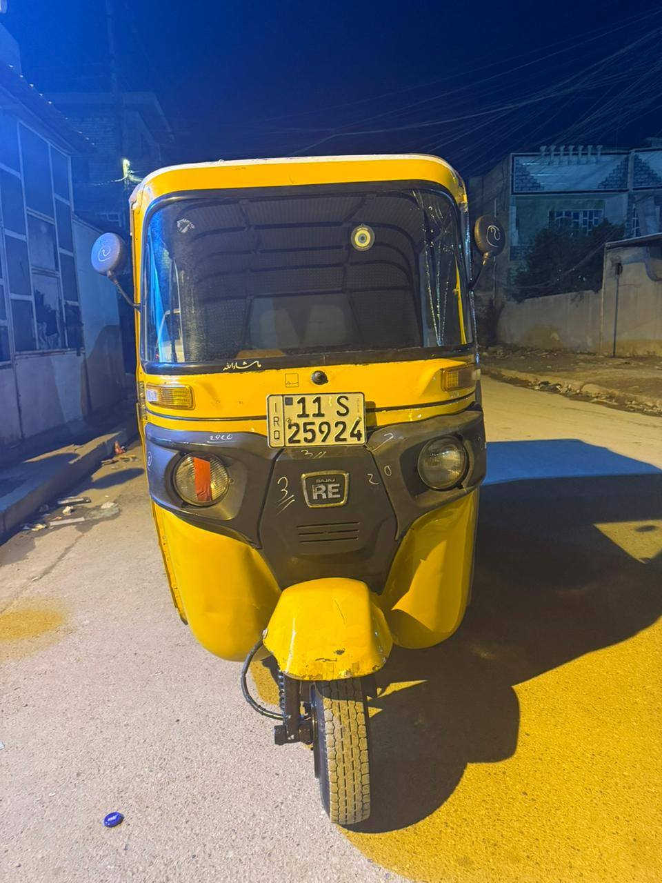 السلام عليكم :تكتك موديل ٢٠ رقم وسنويه انكليزي بيها دوس معمره ومكينه مجفته تجفيت شركه وخير من لله   سعرها 6900 وبيها مجال بسيط حك الجيه  تكتك حلوه وبيها نصبه تخبل  شراي يتصل عليه أو يراسلني واتساب ***********
