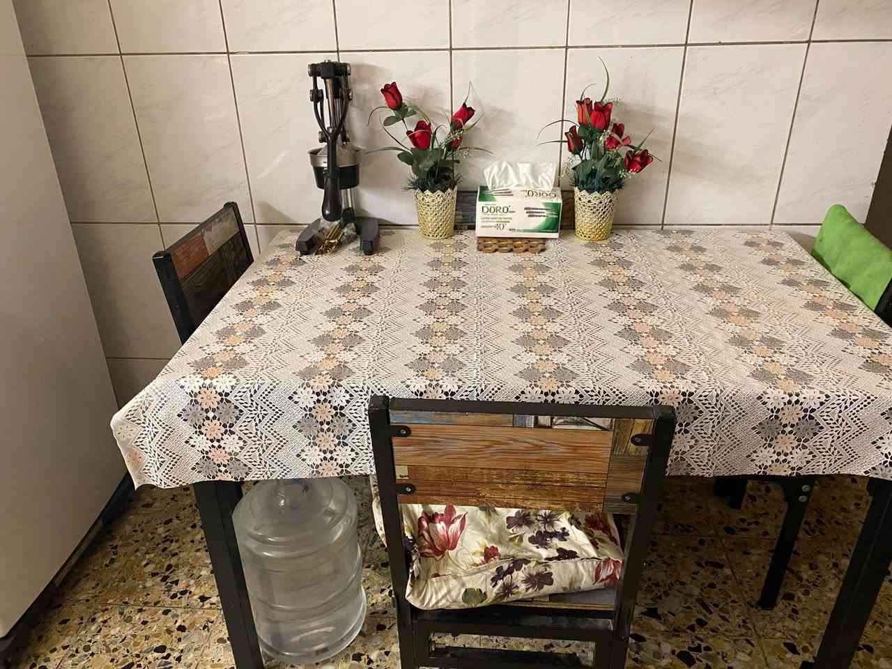 ميز اربع كراسي للبيع نظيف واي ظرر مابي بغداد جميله سعره ٧٥قفله


**إذا كنت صاحب هذا الإعلان وتريد حذفه لأي سبب، رجاءا أرسل رسالة إلى الدعم الفني**