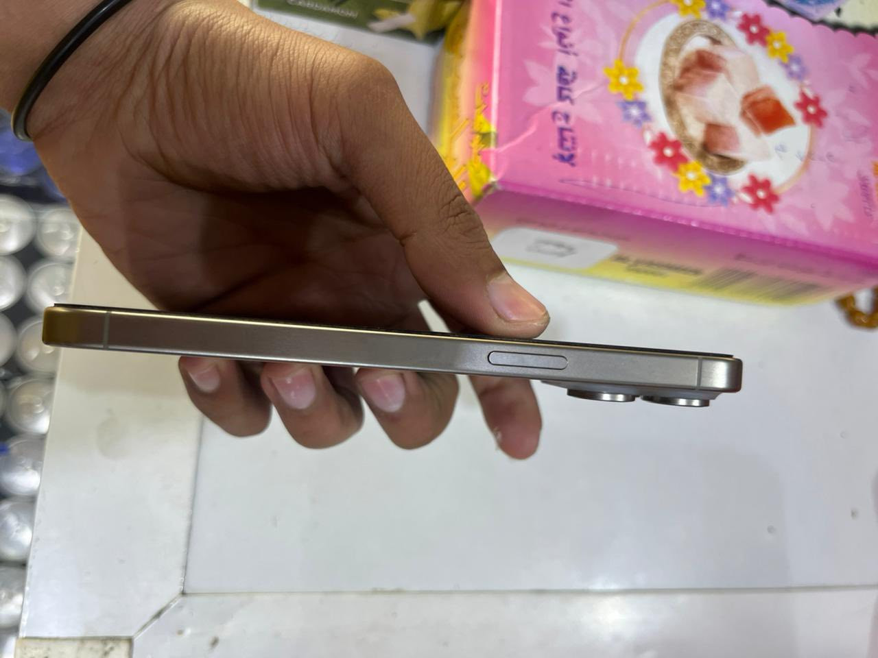 السلام عليكم 15برو ماكس بطاريه 88…..***********
