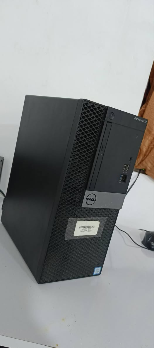 حاسبه DELL OptiPlex 5050
معالج core i5 7500  الجيل السابع
رام 16 كيكا DDR4
كرت شاشة داخلي 8 كيكا
هارد m.2 256 ssd
هارد ssd 1 تيرا
شاشة حجم 24 ASER منفذ HD
ماوس + كيبورد
تواصل خاص او اتصال ***********
