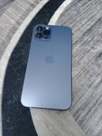 12 برو ماكس للبيع مبدل شاشه 3 خيارات  بطاريه بلادي 80 مكاني بغداد  الس...