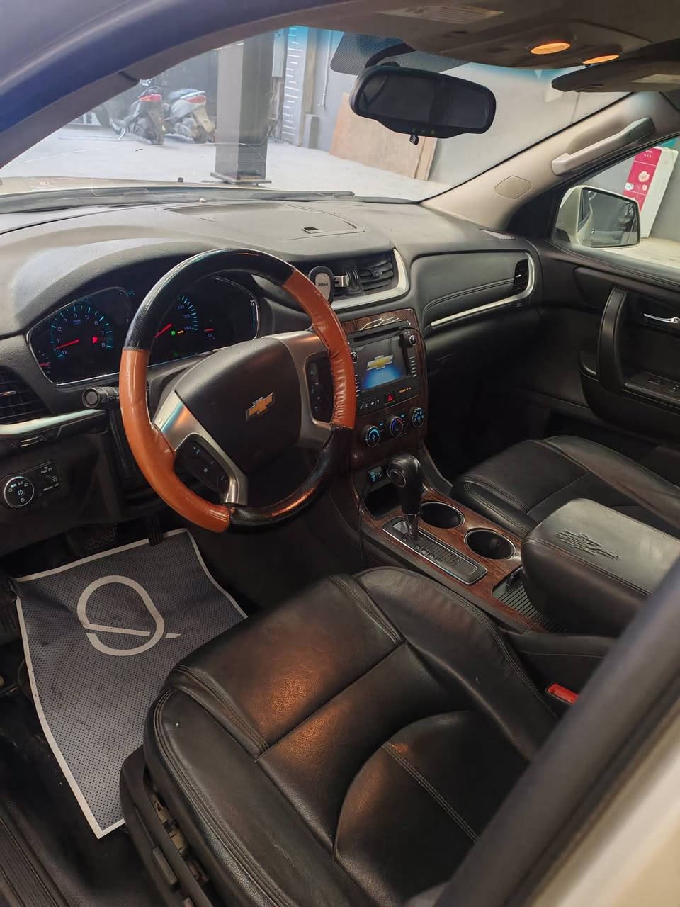 شوفرليت ترافرس 2013 ضررها جاملغ امامي جهه سايق سياره باسمي مكانها بغداد المنصور السعر 115
***********
