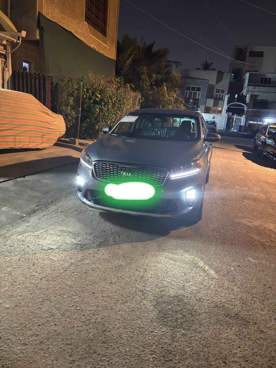 كيا سورنتو 2020 وارد امريكي للبيع
الضرر : بنيد وجاملغ تبديل 
وصبغ بابين وموضح بلسونار  مع الصور
مواصفات :
1-بصمه
2-شاشه
3-فول تحكمات ستيرن
4-سايد بريك رجل
5-السياره تو ويل
6-اشاير بلمري
7-السياره 7 راكب
8-قطعتين تبريد
9-السياره 6 سلندر GDI
مكان السياره بغداد بسمي تحويل ثاني يوم السعر 183$
للتواصل : ***********
