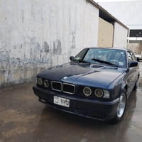بي إم دبليو 520i • ١٩٩١ • جير عادي