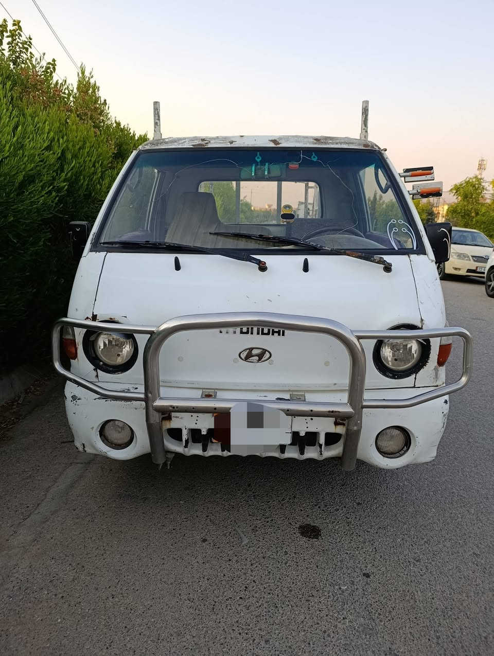 سيارة هونداي قردة سيارة نظيفة مكينه وكير واكسن وكهربائيات وشاصي نظيفة رقم اسود بغداد أبيع هل الموجود اتكفله بكلشي مكاني اربيل ((***********)) ...
