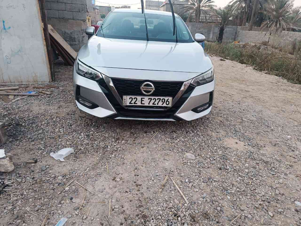 سلام عليكم سنترا موديل 21 امريكي حادثها باب فقط لسياره ماشيه 50 رقمها أربيل وكاله عنوانه بصره الاستفسار ***********
