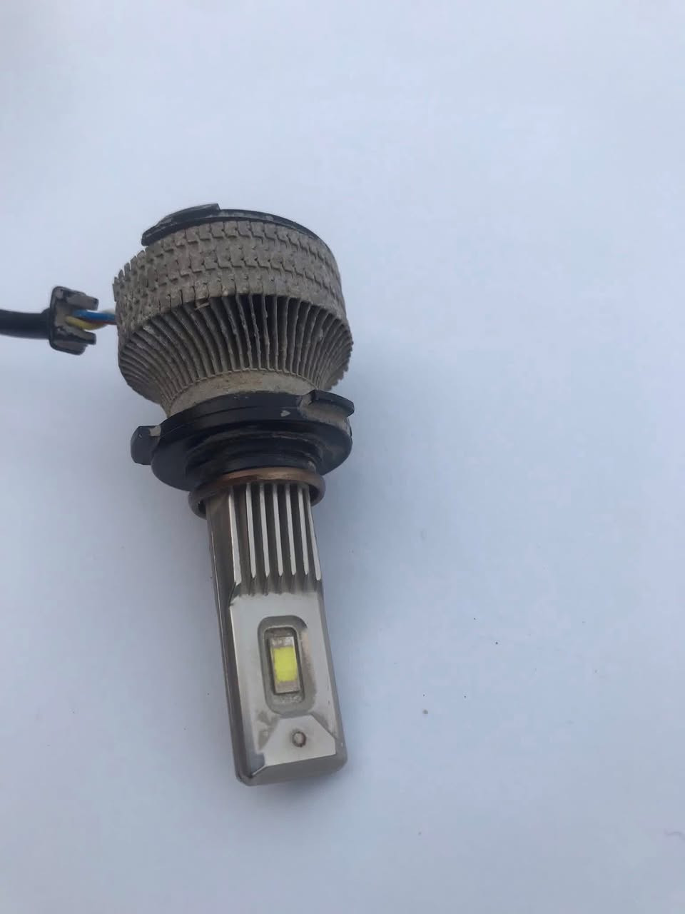 السلام عليكم كشافات للبيع مع جهاز شحن البطاريه (الباتري او غيره)بابل الحمزه الغربي التواصل خاص 📞💖


**إذا كنت صاحب هذا الإعلان وتريد حذفه لأي سبب، رجاءا أرسل رسالة إلى الدعم الفني**