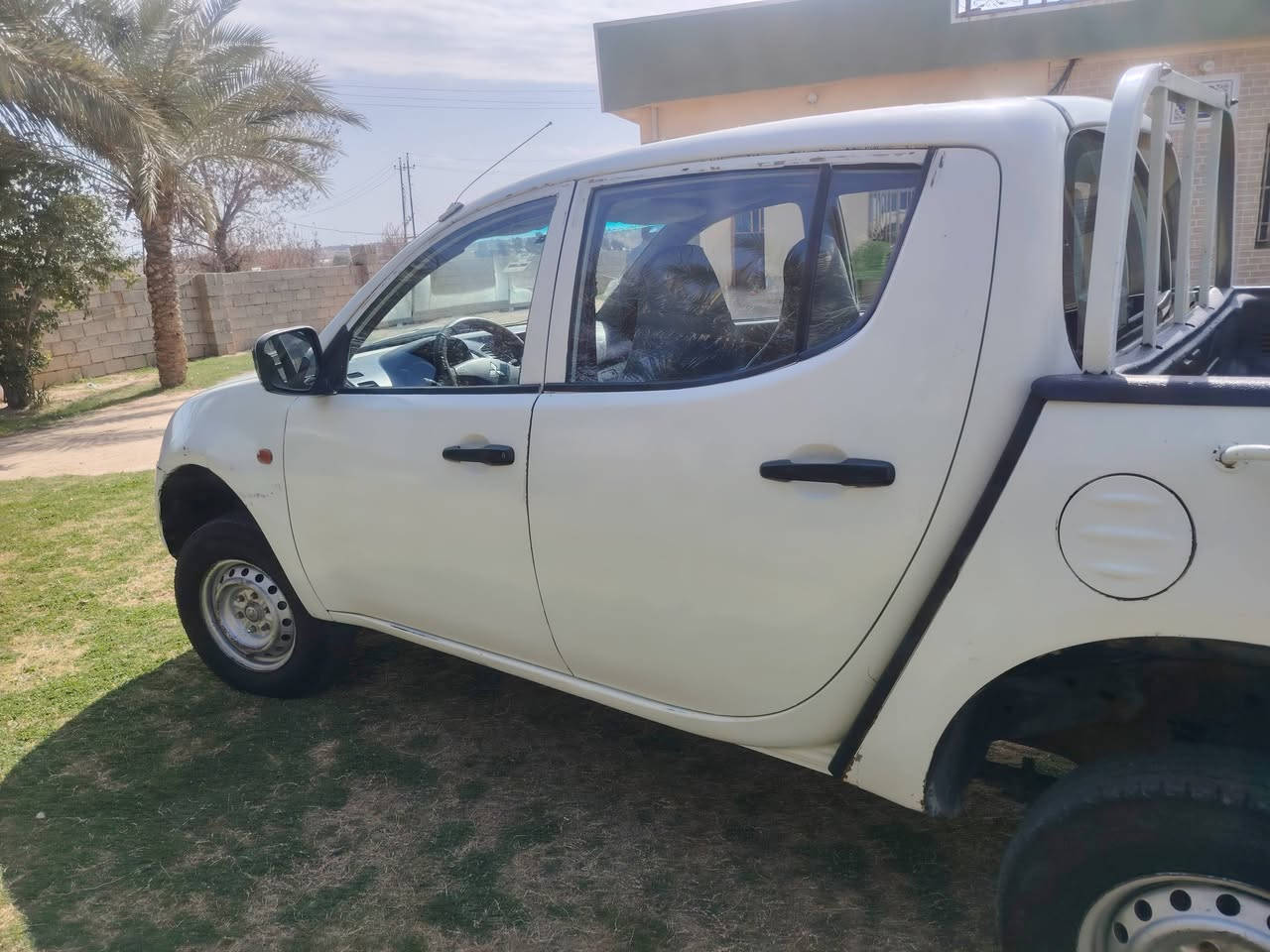 للبيع سياره مسيوبيشي فور ويل موديل ٢٠٠٩  رقم اربيل تحويل مباشر  محرك vvT كير عادي جاهزه وسياره حلوه  السعر ٦٠ ورقه وبيها شوي مجال لاتنقيص لاتبخير  سياره مصبوغه عام   للاستفسار الاتصال على الرقم *********** خضير عباس الجبوري والرقم *********** مكان السياره صلاح الدين الضلوعيه الجبور
