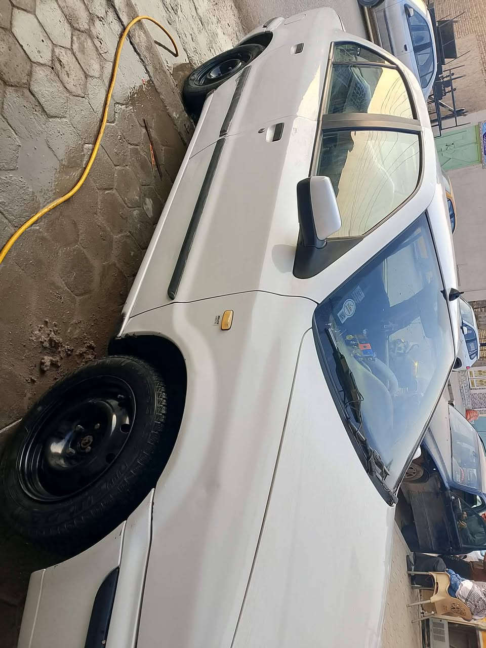 سلام عليكم سمند 2011مكفوله من ضربه قويه وصبغ بيه بس خياسات معمره وباردات سياره كير حداديه مكينه شويه بيه تنقيص سعره38بيه مجال حك جيه راعيه يريد مداور ***********
