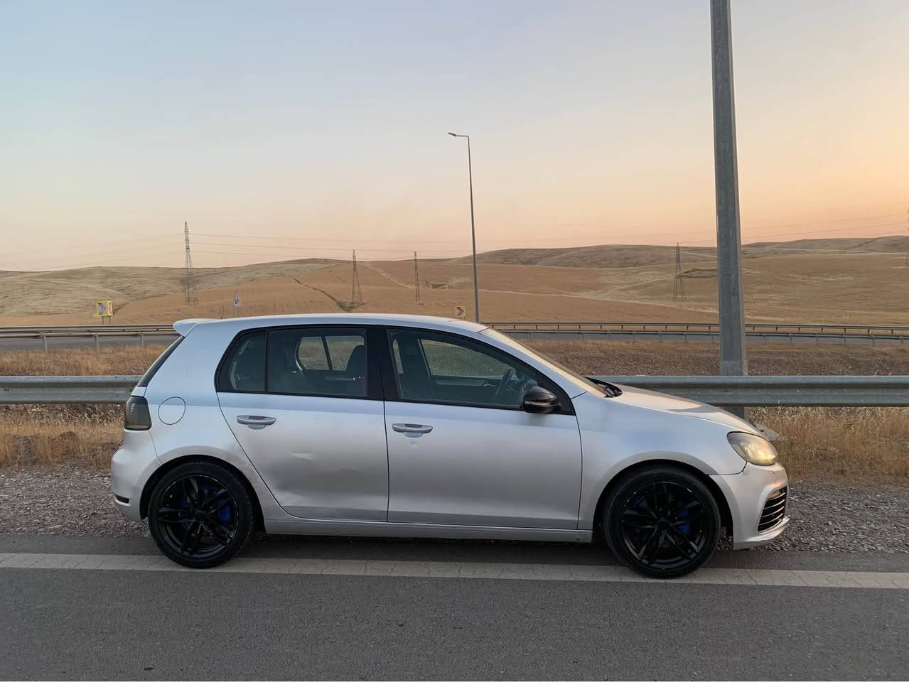 كولف mk6 موديل ٢٠١٢ مكينه ٢.٥ وا ٥صلندر بيها ٥ قطعه بدون جوه أربيل, العراق


**إذا كنت صاحب هذا الإعلان وتريد حذفه لأي سبب، رجاءا أرسل رسالة إلى الدعم الفني**