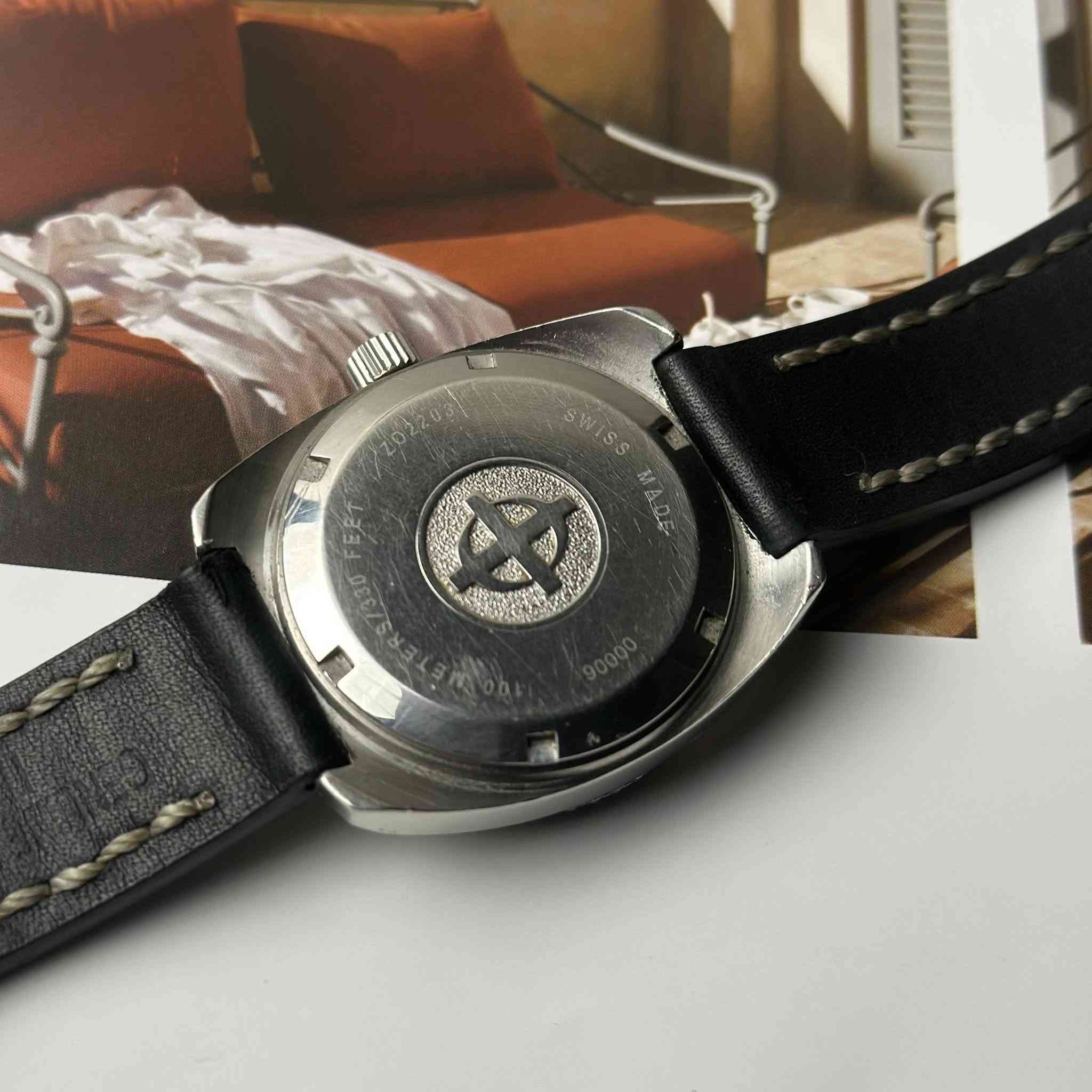 Zodiac
زودياك
کوارتز
القطر 39
مقاومة للماء
ديت عرض ليوم
نظافة ممتازة 
مكينة روندا 
السعر 110 الف


**إذا كنت صاحب هذا الإعلان وتريد حذفه لأي سبب، رجاءا أرسل رسالة إلى الدعم الفني**