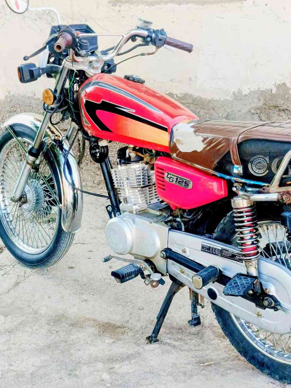 سلام عليكم دراجه موديل 23تايكر  محرك 125ccخير من الله شلعه فول مكاني واسط سعره امناسب اوراق اسكنر سعره 500 او بيه مجال الطيبين رقمي *********** واتساب موجود
