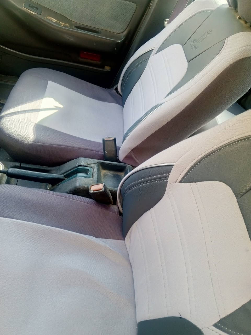 السلام عليكم سيارة سيفيه موديل 94مصبوغه عام سيارة حلوى تخم تاير كير ومحرك شرط رقم كربلاء الماني شرط تحويل ثاني يوم مكان السيارة بابل جبلة رقم *********** اتصل سعرها 30وبيه مجال قليل
