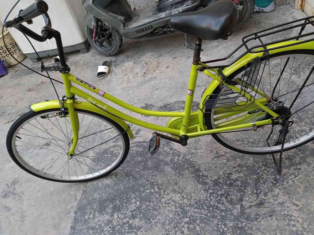 سلام عليكم شباب بايسكل بناتي للبيع حجم 26 البايسكل نظيف بايسكل اين قسم ابي كامل المكان بغداد الشعب السعر خاص البايسكل بلادي اتصال على هذا الرقم واتساب ورصيد *********** 🧿🧿
