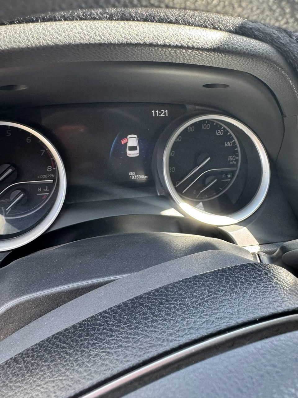 كامري موديل 2022
مواصفات Le بلاك بصمه 
الضرر جاملغ امامي والبنيد ضربه سطحيه بدون ايرباك 
السعر :185$ وبيها مجال
رقم الهاتف :***********
