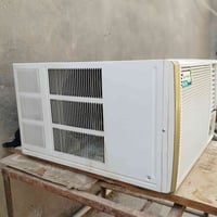 مكيف للبيع جديد ونضيف واستعمال قليل للاستفسار 07838022312
