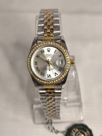 رولكس نسائي • طوق روز جولد مرصع • مختمة بالكامل