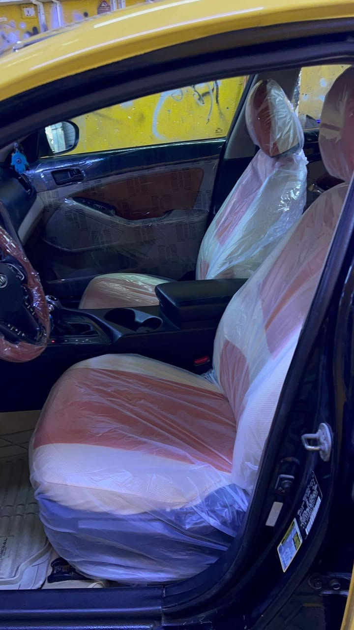 اوبتيما للبيع *********** صاحب السياره
موديل 2013 مكان السياره نجف
مكينه وكير جدد منظومه تبريد جديده تخم تاير 
تخم ويل جديد باتري جديد حداديه جديده 
سياره ماعايزه اي شي خطه  نجف /كربلاء مصفره هيئه وغرامات السعر 110 وبيه مجال 
(مكلف بالنشر )
