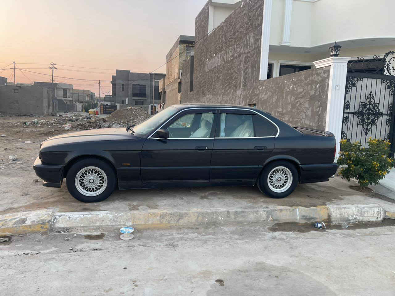 بي ام 540 موديل 1993 تحويل مباشر سنويه صاقطه شهر العاشر جاهزة كير محرك خير من الله داخل جلد اسود كشنات كهرباء للاستفسار الاتصال *********** مكانه قضاء الصويرة
