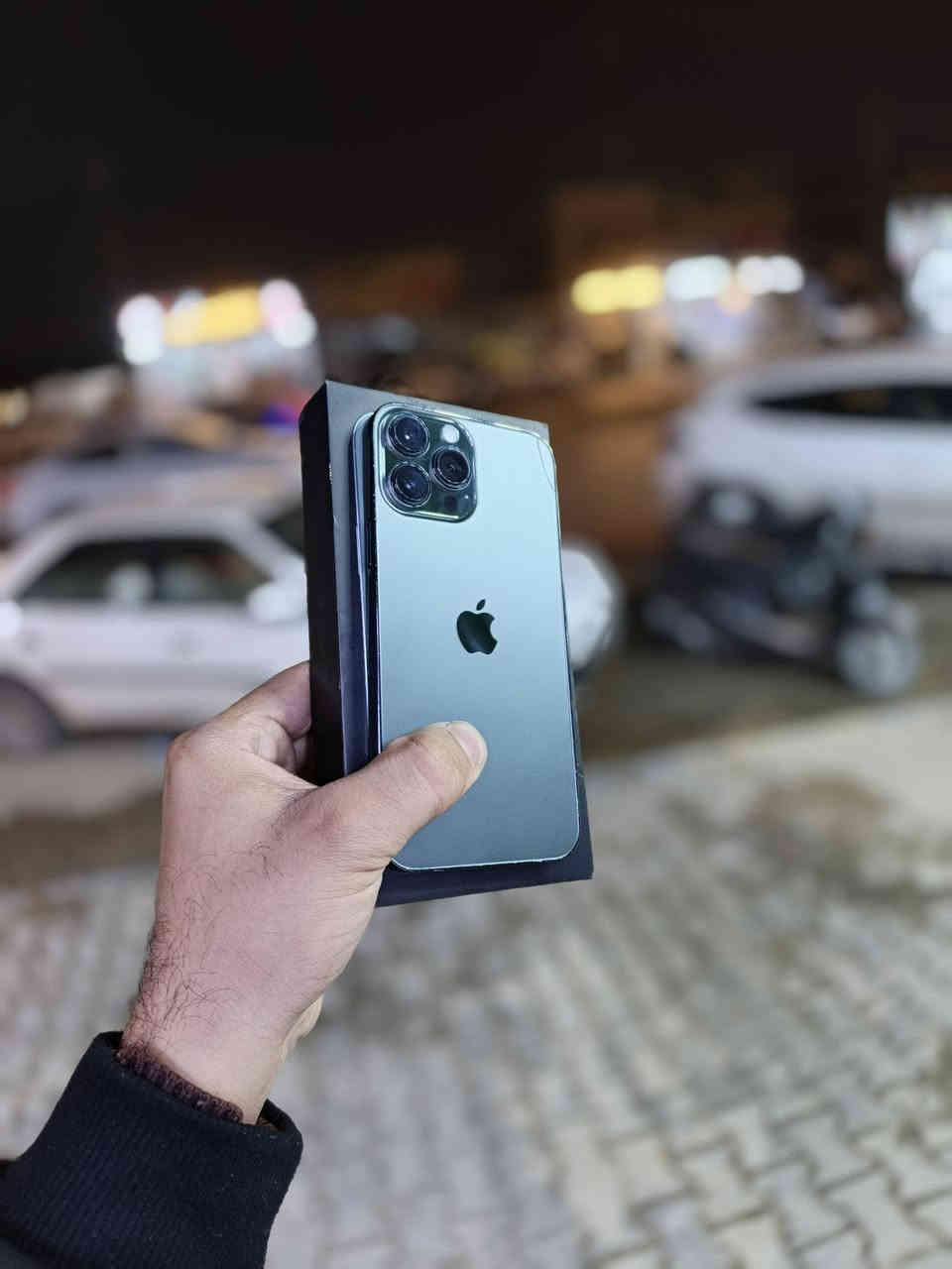 ايفون 13 Pro Max
ايفون ١٣ برو ماكس 
ذاكره ٢٥٦ 
بطاريه ٩٢ بلاديه 
شرق اوسط ماستر AAA 
كارتونه وكيبل ملحقاته 
السعر ٦٣٥ الف وبي مجال حك جيه 
بي فطر بلضهر خفيف مائثر 
شراي يتصل لو يجي خاص ***********
