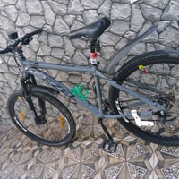 بايسكل جبلي ماركه ايزيل التركيه  تسع مكاين خلفي وثلاثه امامي  عداد سرع...