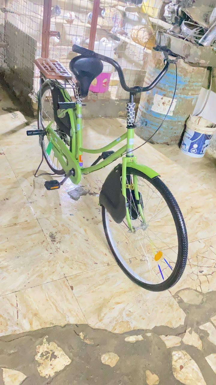 السلام عليكم..
باسكل للبيع حجم 26 مديل 2021 

لون مميز  BD

باسكل نضيف كلش السعر خاص 

مكاني ناصريه مركز حي اريدو رقمي *********** 

شراي تعال خاص مو شراي كمل طريقك.....؟
