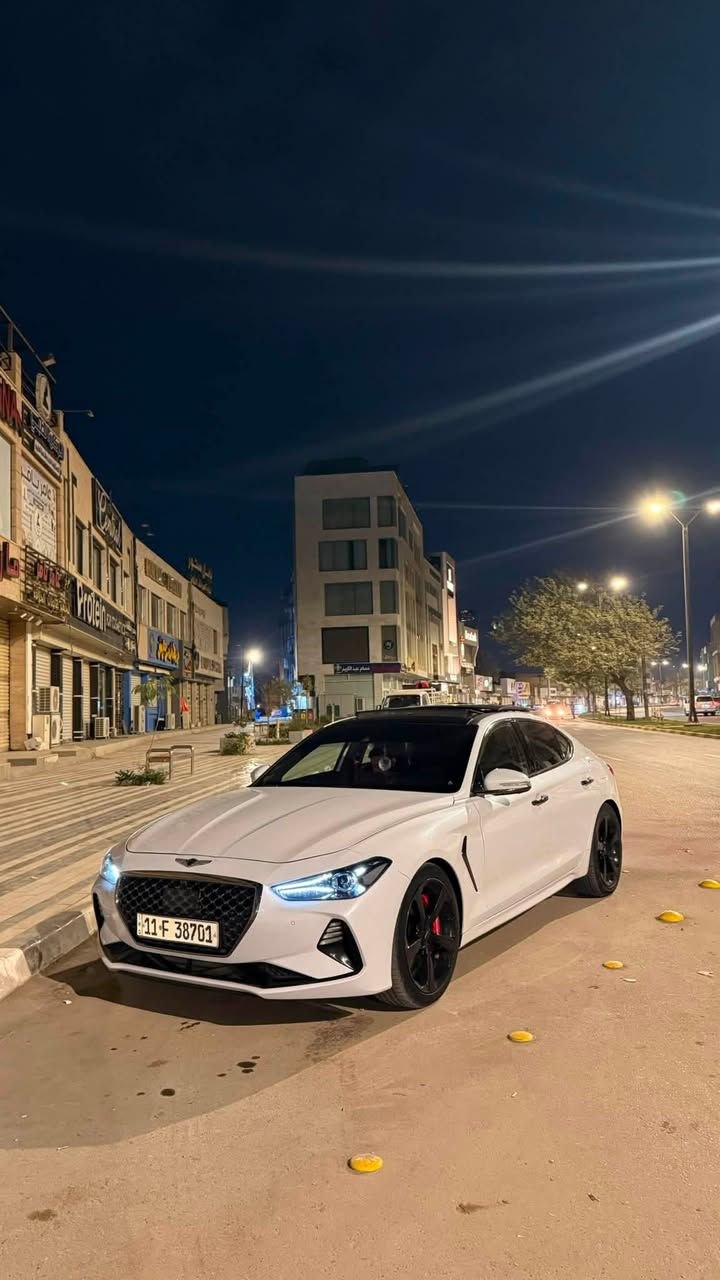 للبيع جينيسس G70 موديل 2019، محرك 3.3 لتر V6 توين تيربو بقوة 365 حصان مع ناقل حركة أوتوماتيك 8 سرعات، تجمع بين الفخامة والأداء الرياضي.  
✅فول برستيج للعين
✅فجوج برمبو 
✅بأسمي تحويل ثاني يوم
✅ تو ويل 
✅حادثه بسيط قبق جنطه مبدل نفس اللون اصلي  وجاملغ خلفي
✅ اللون: أبيض لؤلؤي
✅ محرك V6 توين تيربو 3.3
✅ شاشة وكاميرا وحساسات
✅ مقاعد جلد كهربائية
✅ لايت اوتو داينمك
✅ فتحة سقف بنراما 
✅ السيارة بحالة ممتازة 
✅ استخدام شخصي ومخدومه

السيارة نظيفة جداً من الداخل والخارج، قيادة ممتعة وثبات عالي، جاهزة للمشتري ولا تحتاج أي مصروف.

📞 للاستفسار والسعر  الاتصال 
***********
