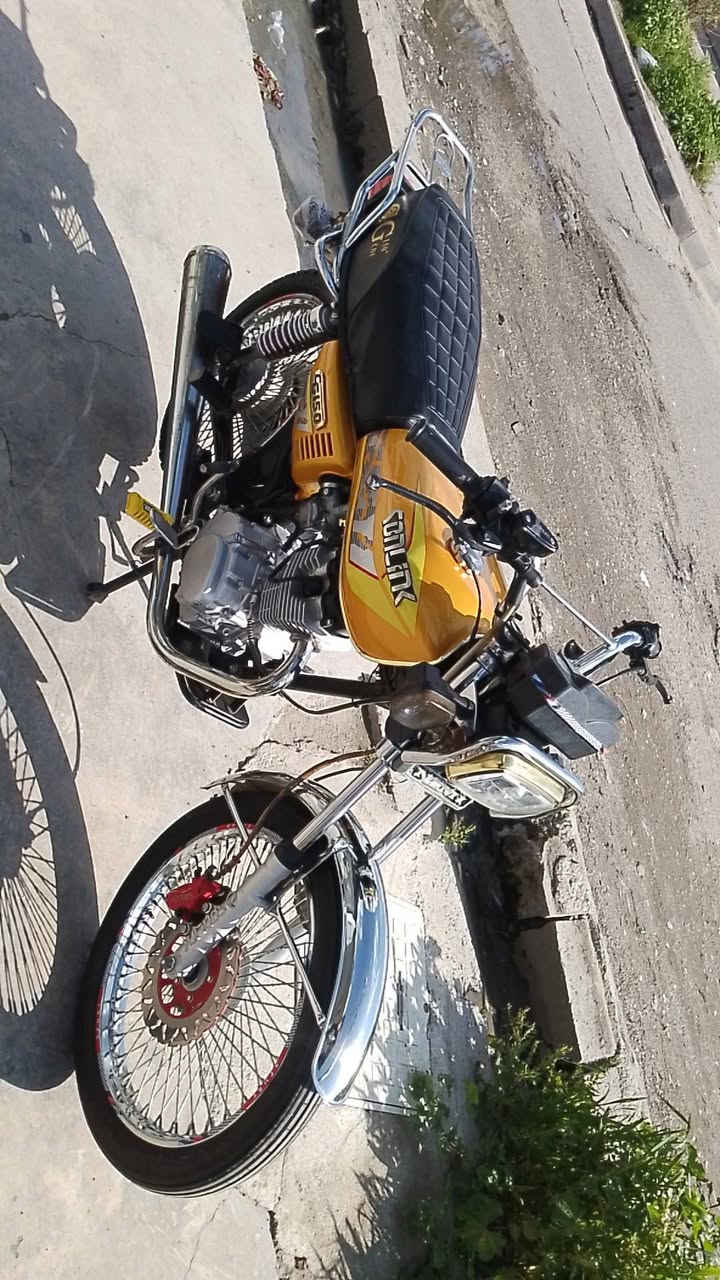 سلام عليكوم عندي هاي درجه لل بيع موديل 2023 سونيك 4كير محرك مامفتوح كبس كهربائية كله شغال دشبول الكتروني درجه بعده سفر مكاني كركوك فيلق منفيس موجود  سعر 480الي مو شراي لايخبره رجاء***********
