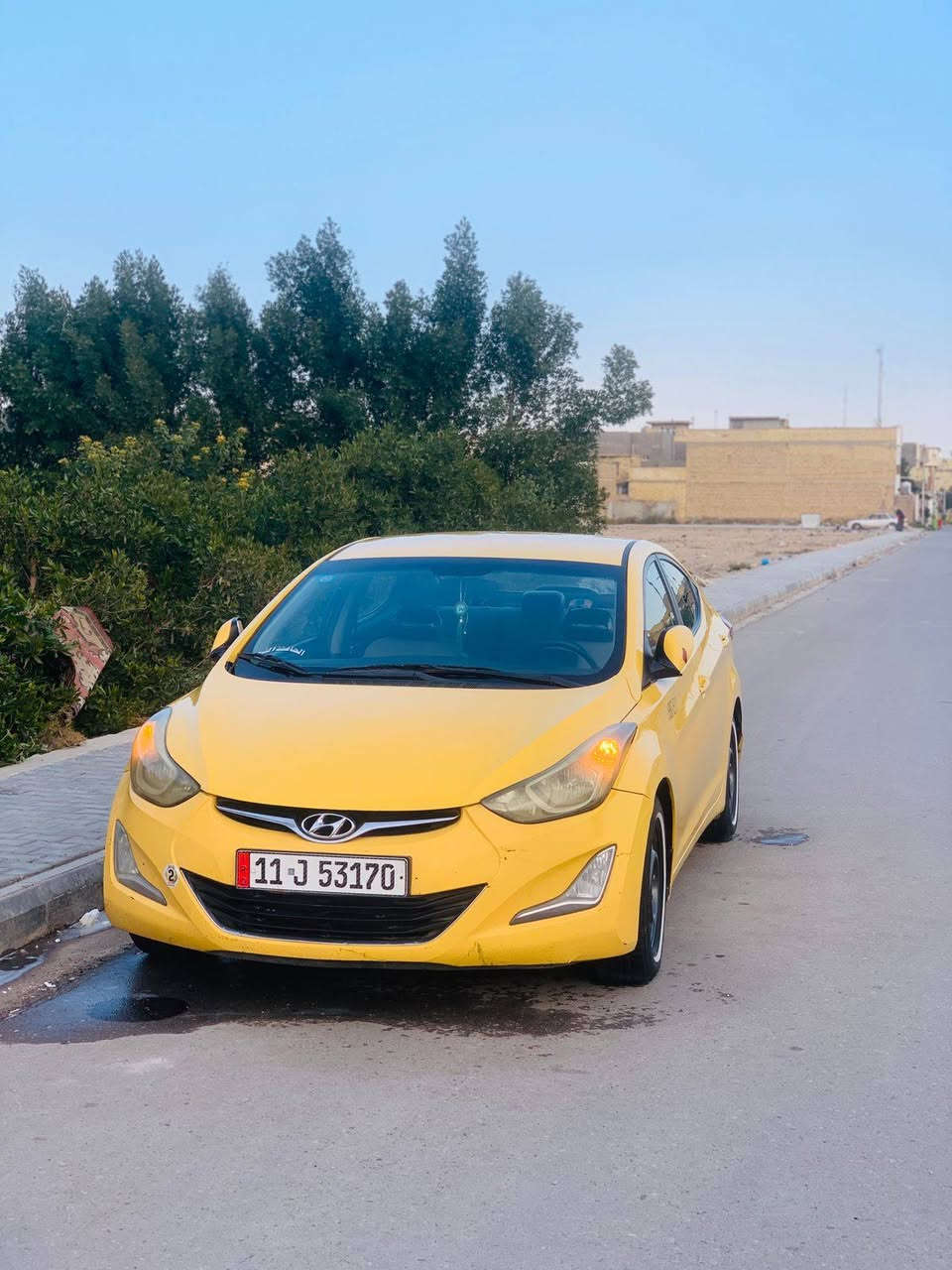 السلام عليكم شباب سياره انتره مديل 2015وارد امريكي سياره جاهزه بمعنى الكلمه من كلشي تخم تاير جديد  ضربته بل حوض سونار موجود بل منشور السعر 117وبيه مجال مكان السياره واسط كوت حي الحوراء رقم***********
