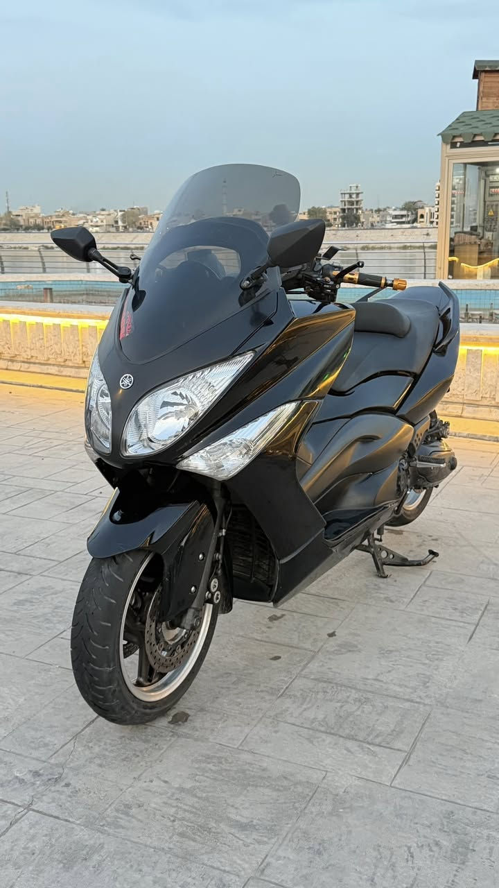 تي ماكس ١١كفاله عامه  ماشيه ٣٨سويجين طالعه من اياد قبل ٤اشهر بيه جامه او مري او قباقه مال كلاجات يدات  بريك او بانزين  بكلايت لد  دشبول ابيض وياله مال وايت ماكس    سعر اتصل ***********/***********
