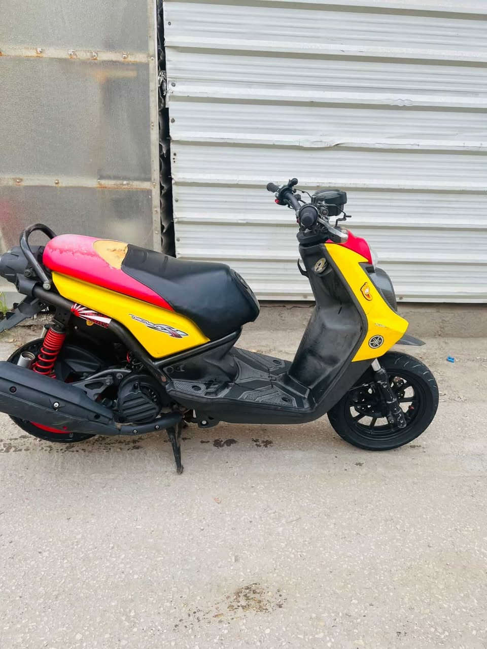 السلام عليكم
سكنز جبلي دراجه. رمبه. كامله. لتكلي شبيها مابيها. وكاله وبيها تزويد خفيف. فج وصينيه. وستيرن كامله سعرها 1100  مكان بغداد ***********
