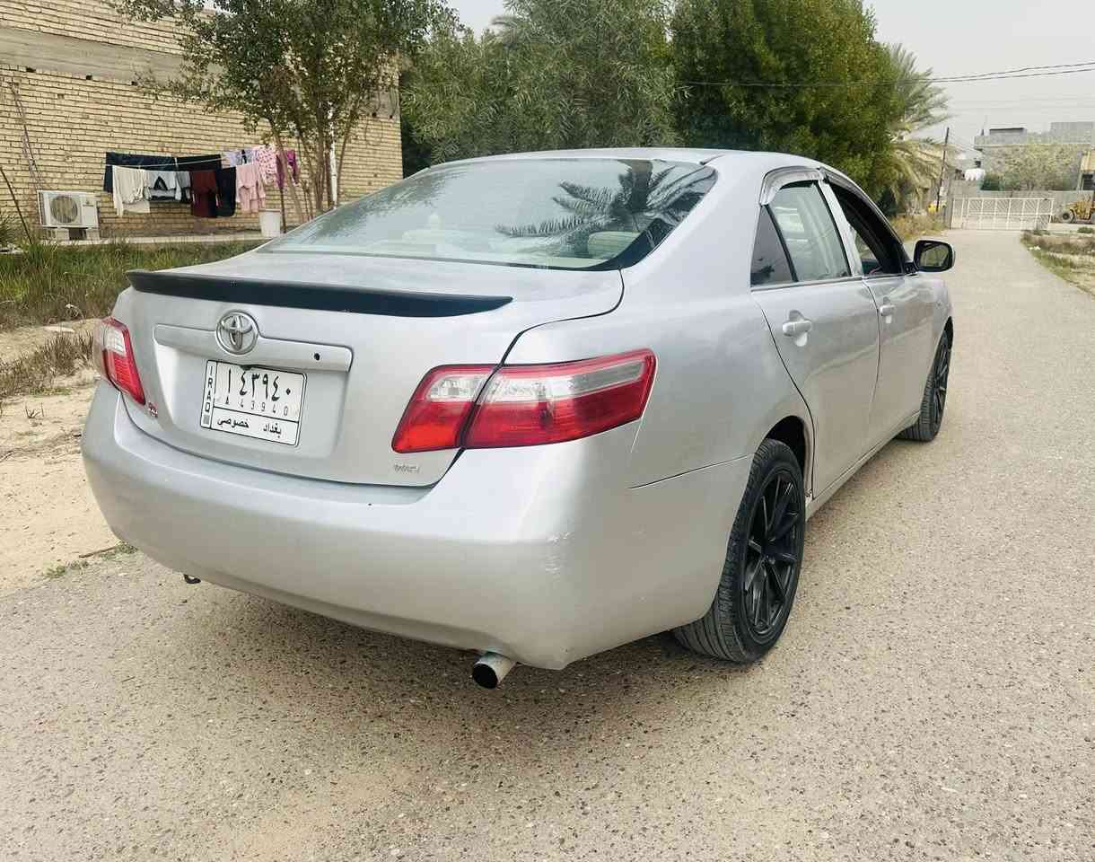 السلام عليكم كامري خليجي 2007 مصبوغه ضرر جاملغ خلفي
محرك كير مضبوط 

صدر امامي خلفي وتخم تاير جدد 

تبريد ثلج كلشي شغال 

ترايك وين ما تريد 

السياره رقم بغداد وشرط التحويل 

العنوان بغداد حي الفرات 

السعر 73 وبيها مجال 

للاتصال:.

***********
