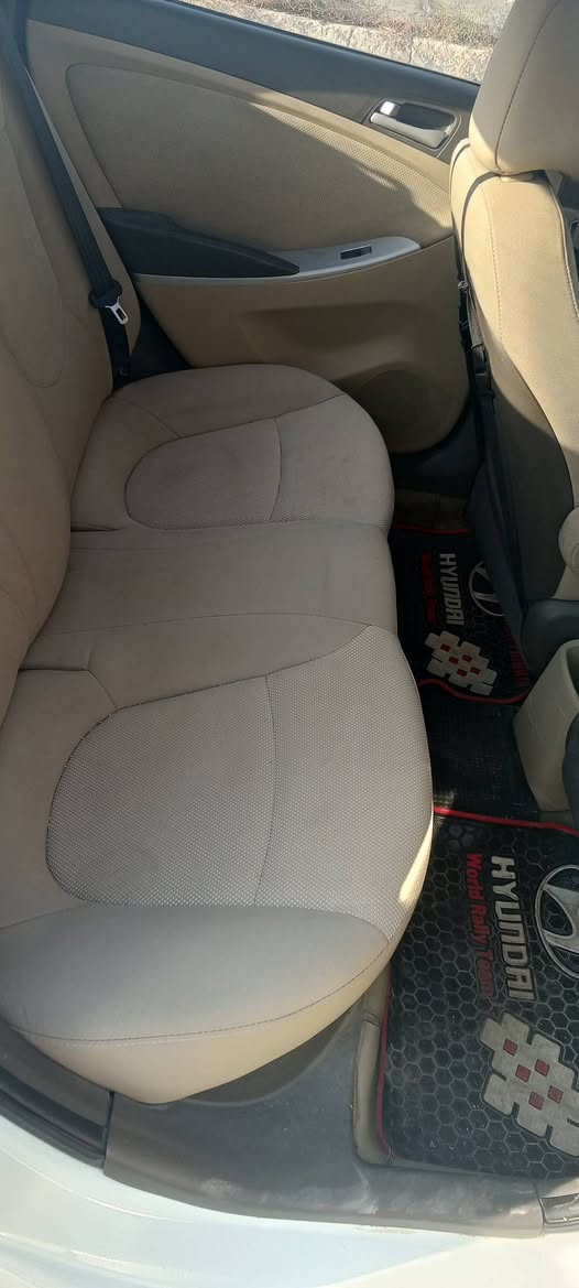 اكسنت خليجي 
موديل 2013
ماشية 104الف كيلو
محرك 1600دوش 
كير محرك مكفول 
سيارة مكفولة من الصبغ وتبديل 
بيها مكانين بارد 
سيارة جاهزة مناقصها اي شي
رقم بغداد بسمي مشروع وطني 
سعر 102 بيها مجال 
مكان بغداد جكوك 
***********
