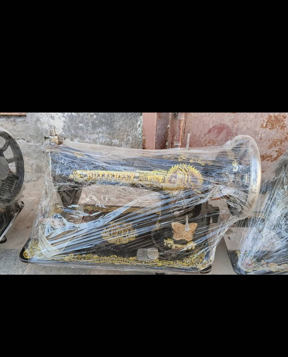 اقوى عرض بل عراق🔥🔥 مكائن باله نضيف  خياطه جمله مفرد
مكينه سوده  35الف
مكينه برذر 90الف 
ميز ومكينه سوده ب60الف 
توصيل متوفر لكل لعراق توصلك لقطه مثل بصوره اي خلل بل مكينه تسترجع وتفحص امام المندوب تثبيت حجز 
***********
