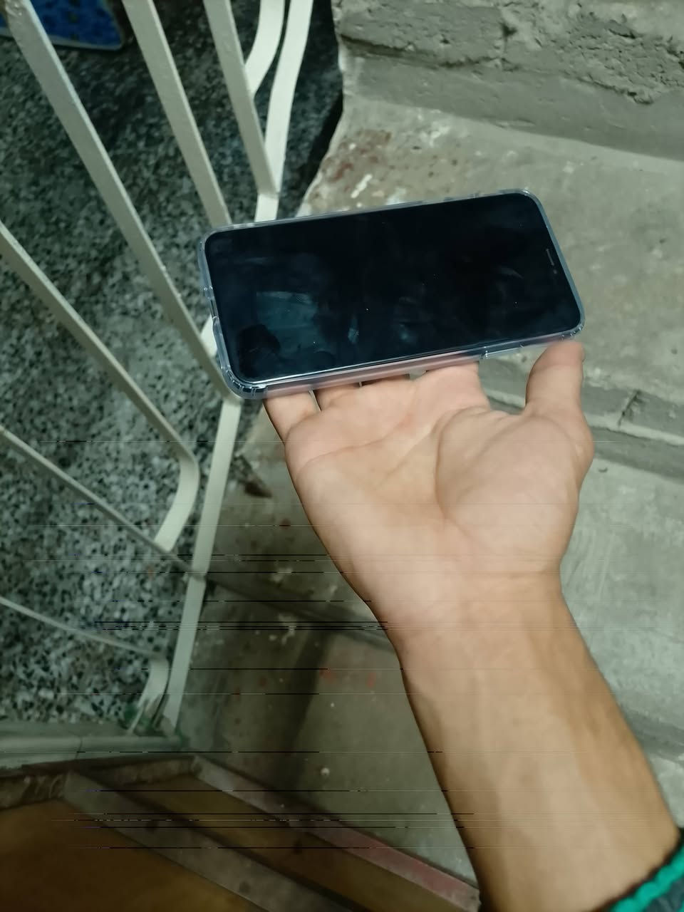 جهاز اكس ماكس مبدل بطاريه وشاشه والفيس اريد واقف والكاميرا السلفي واقفه والسعر 150 وبم وهذا الرقم ومكان بغداد***********
