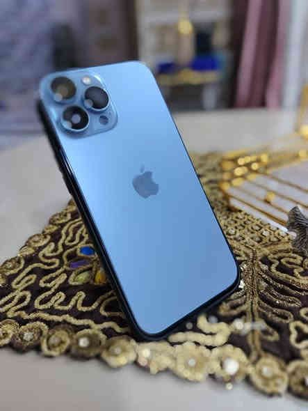 ايفون 13برو ماكس ذاكره256 بطاريه 76 وتر بروف ميعبر هوه جهاز بلادي وضع شركه السعره 675 تواصل ***********
