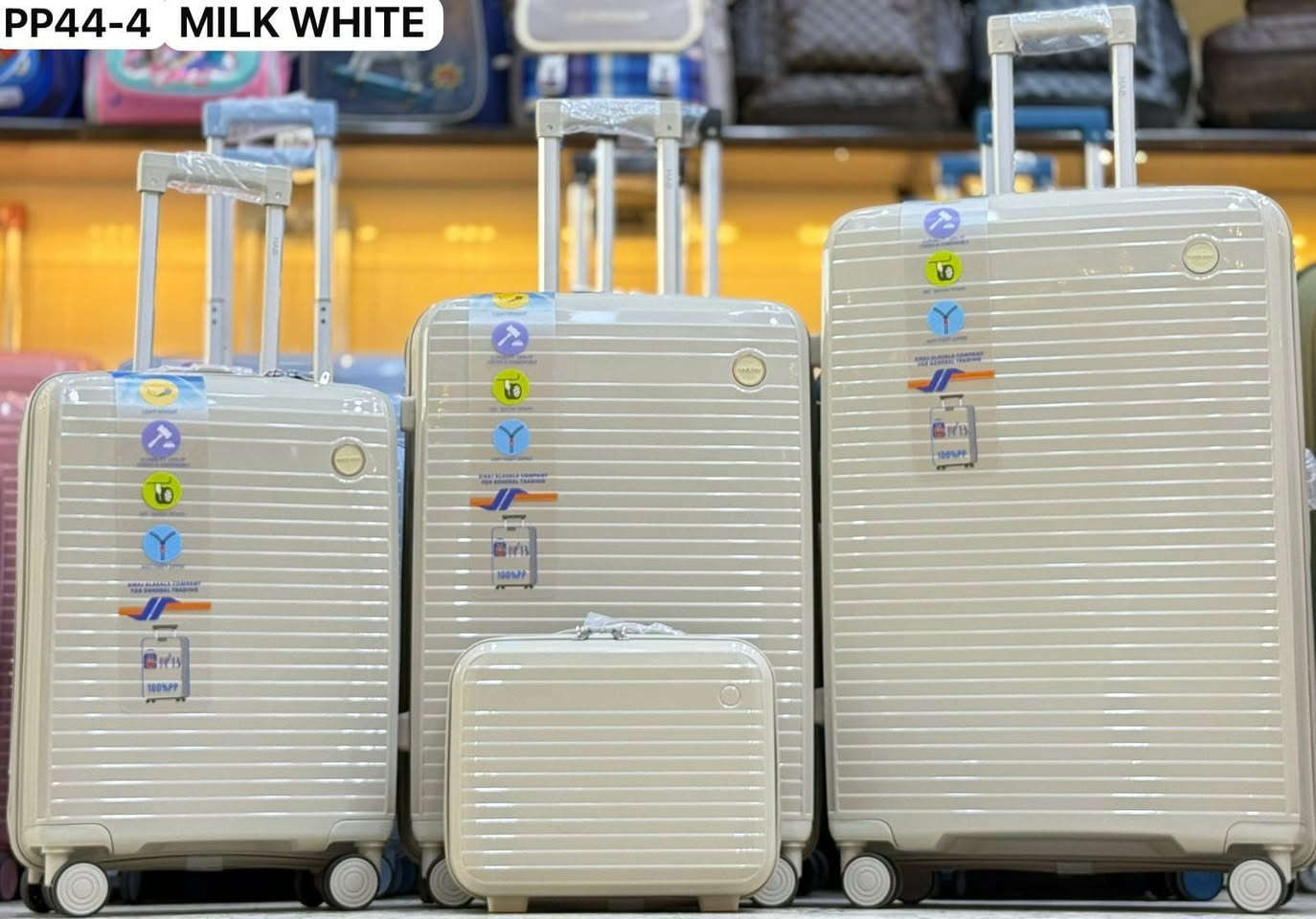 عرض 
سيت كامل 4قطع كولتي ع الفحص جلاتين ضد الكسر بسعر الجملة 99الف
توصيل بغداد والمحافظات 5الف فقط 
راسلنا على بيج حقائب النجاح 
وعلى الواتساب برقم ***********
