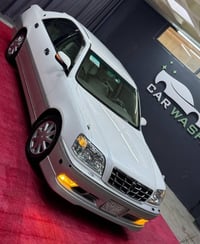 للبيع ملكة كراون (((ادوات ))دخول جديد  مواصفات  رادار بلاد  ٤دكم  اريل...