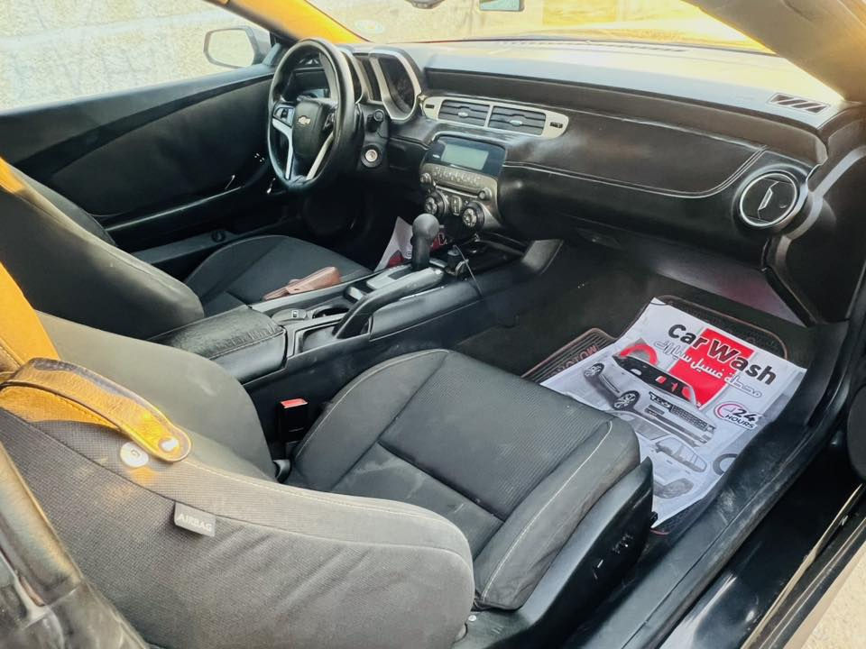 للبيع كمارو Rs 
موديل 2012
مكينة 6 سلندر 3600
كير مكينة نظاف 
تخم تايرات 
ماشية 189 ميل 
داخل مخمل بلاد كشنات كهرباء 
كهربايات كله شغاله 
تبريد  
تحكمات ستيرن شفتات سرعه 
زنون 
باتري جديد 
كيجات كله شغاله 
بعد بيه هواي مواصفات
بسمي رقم بغداد هزه وسنويه جديد
مكان بغداد 
السعر 82 ورقة عادي يبقه مبلغ قليل ع تحويل
***********
